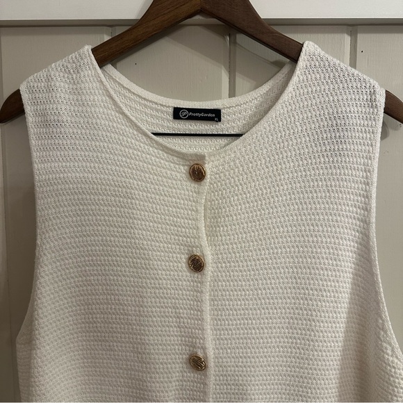 PrettyGarden White Sleeveless Knit Vest - Picture 5 of 8
